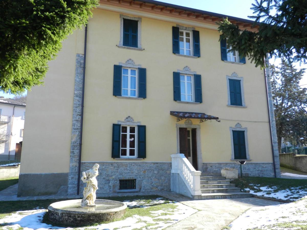Residenza Villa Maria Roncola Екстериор снимка