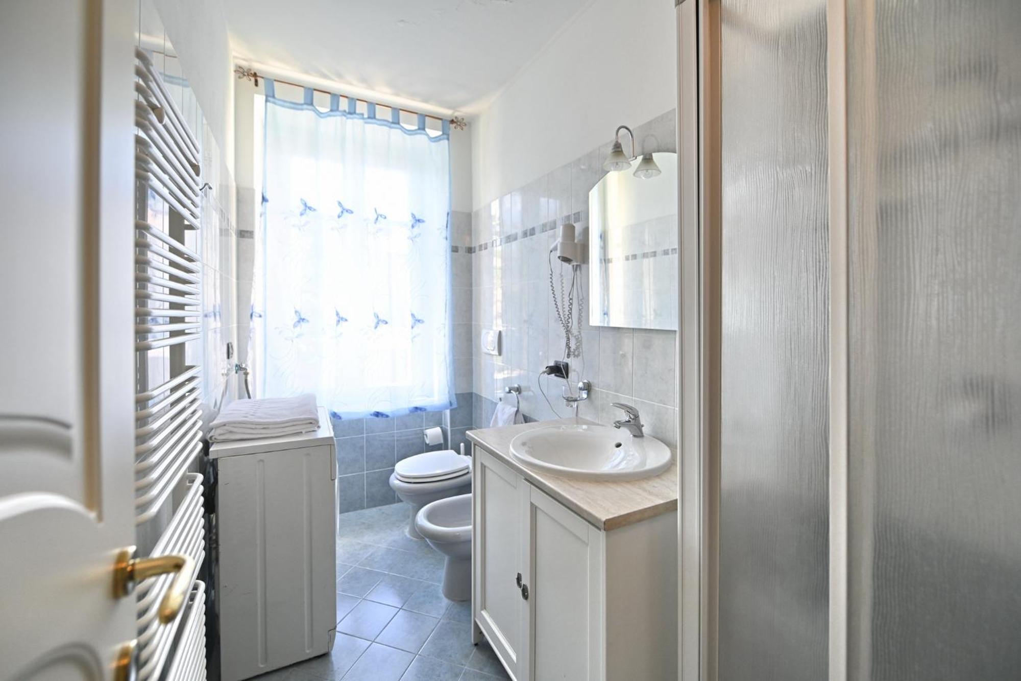 Residenza Villa Maria Roncola Екстериор снимка