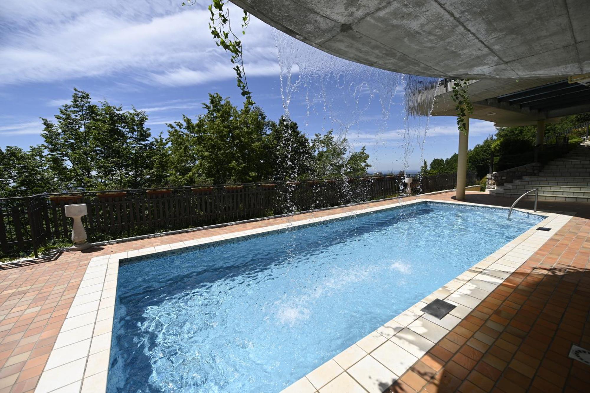 Residenza Villa Maria Roncola Екстериор снимка